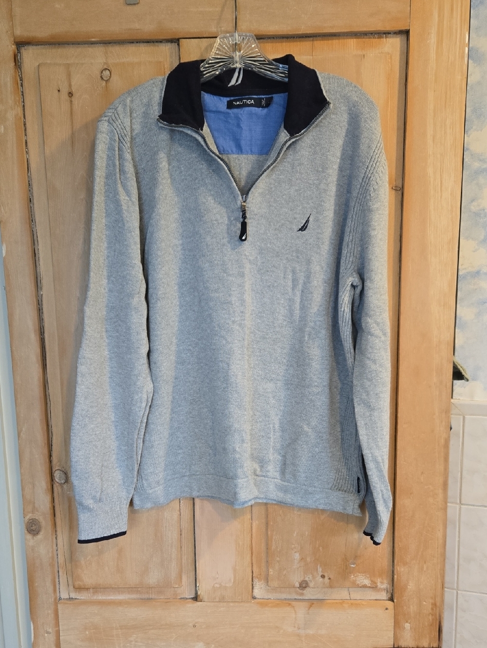 Nautica Men’s Light Gray Quarter-Zip Sweater with Black Trim